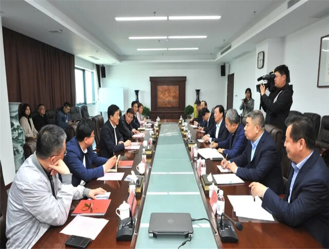 青島市委常委、膠州市委書記劉建軍調(diào)研重點建筑企業(yè)(圖3)